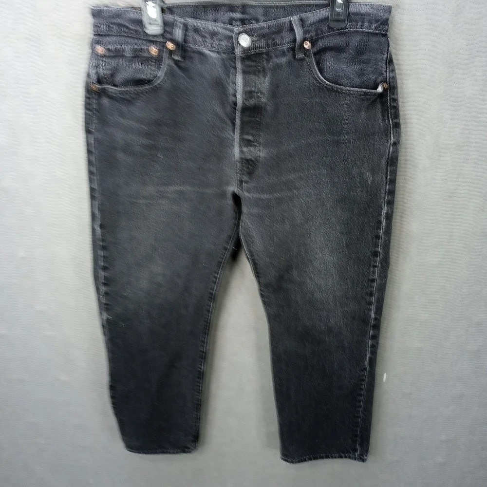 Levi's 501xx men's button fly black jeans sz 36x30. 300 5pm